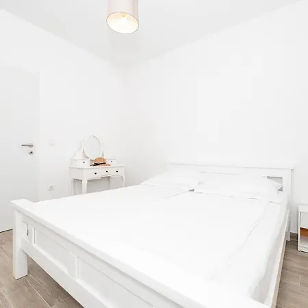 Don Vito Apartment *